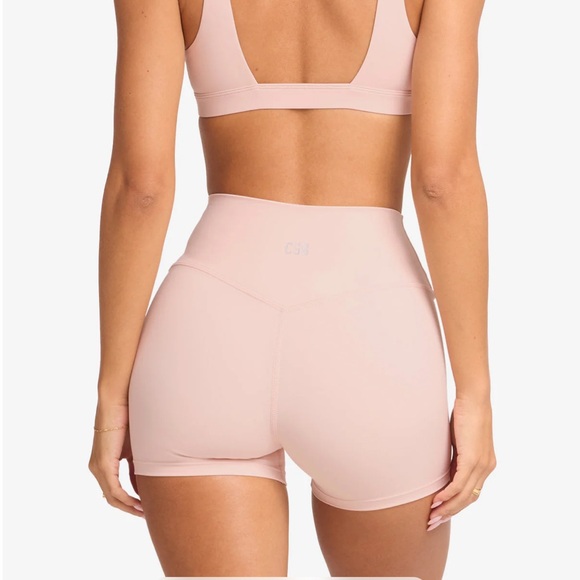 CSB FORM INVISIBLE SCRUNCH SHORTS 4" - Picture 3 of 3